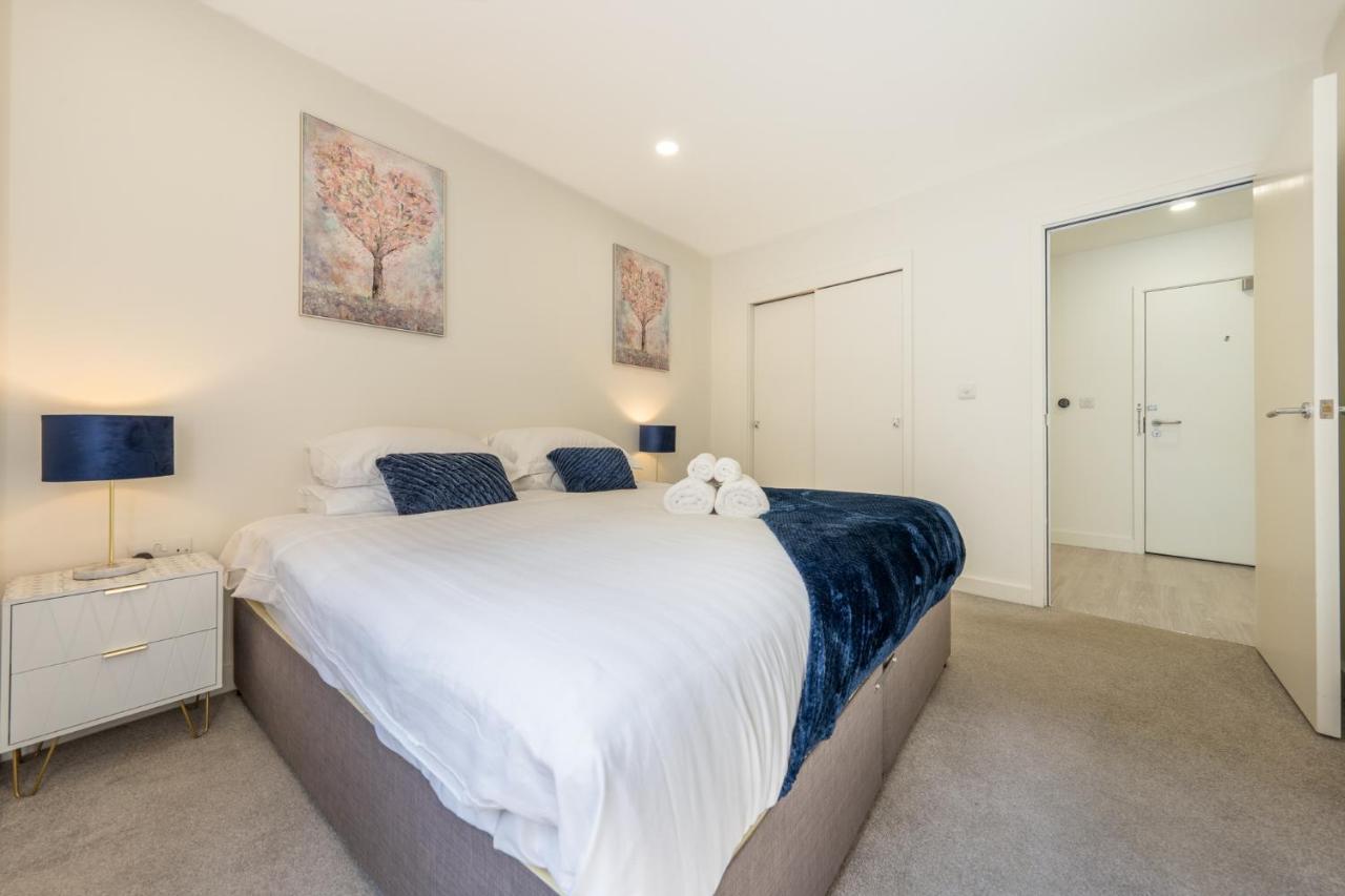 Apartment Luxury One Bedroom Serviced In The Heart Of
