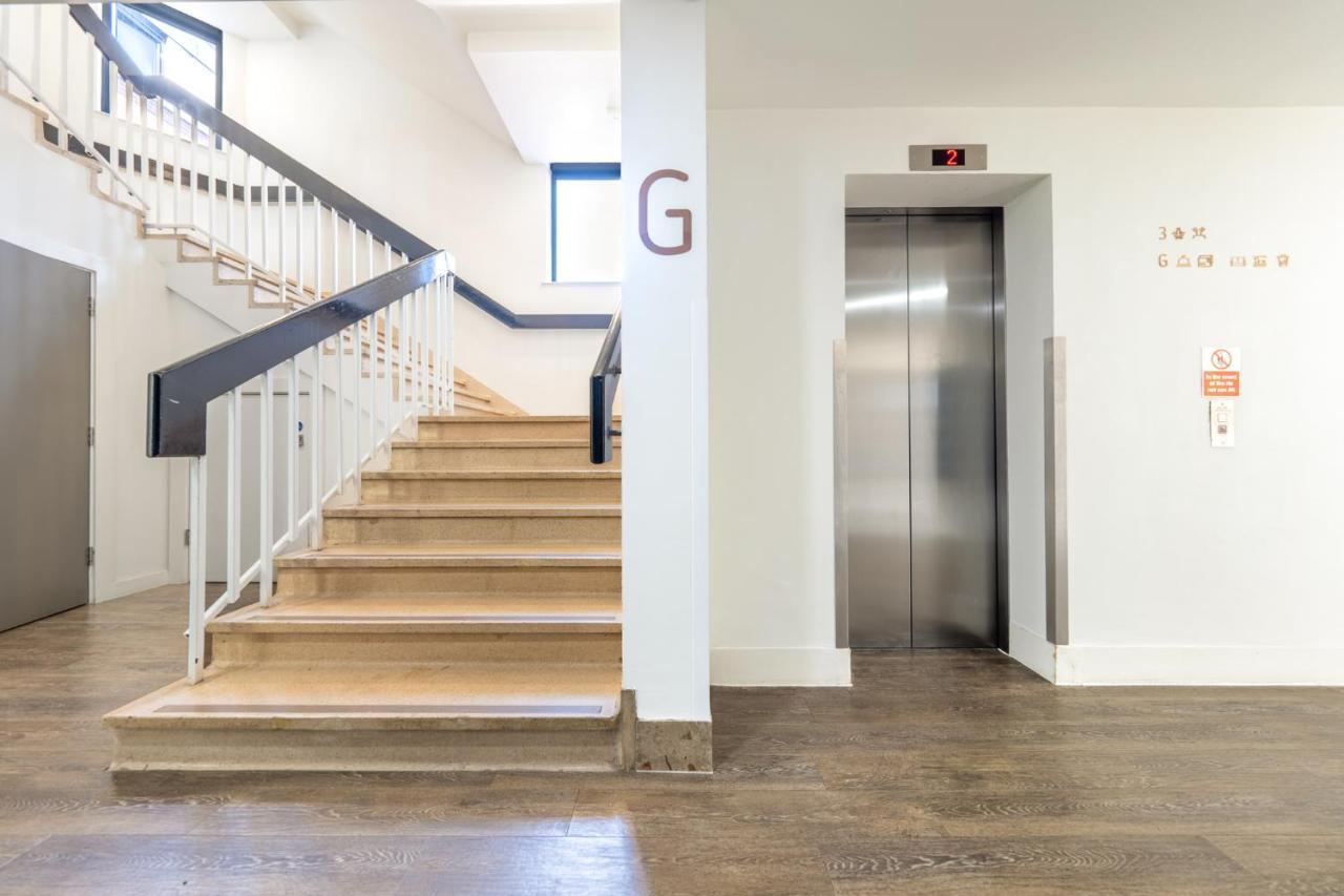 Luxury One Bedroom Serviced In The Heart Of Apartment Bedford
