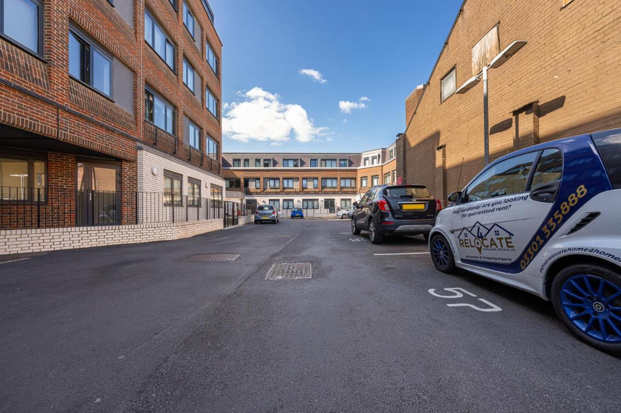 Luxury One Bedroom Serviced In The Heart Of Bedford